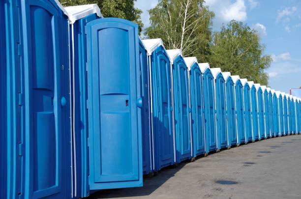 Portable Toilet Options We Offer in Clay City, IN